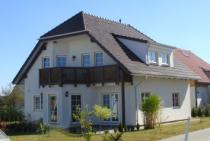bis 200.000 € ...individuell geplant ! - Landhaus mit zwei Balkonen - www.jk-traumhaus.de von JK TRAUMHAUS